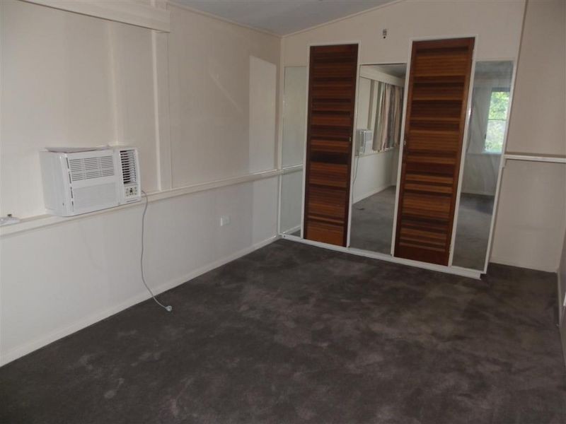 27 Murroona Road, Bowen QLD 4805