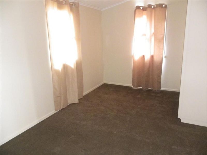 27 Murroona Road, Bowen QLD 4805