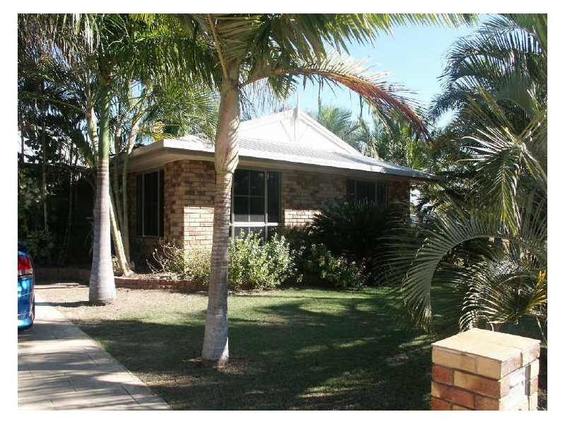 39 Coral Street, Bowen QLD 4805
