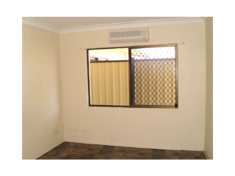 2/20 Marshall Street, Bowen QLD 4805