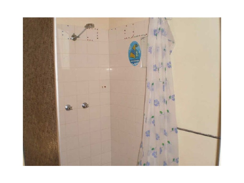 2/20 Marshall Street, Bowen QLD 4805