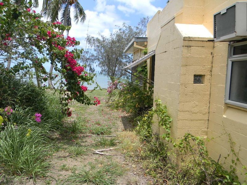 8 Howard Street, Bowen QLD 4805