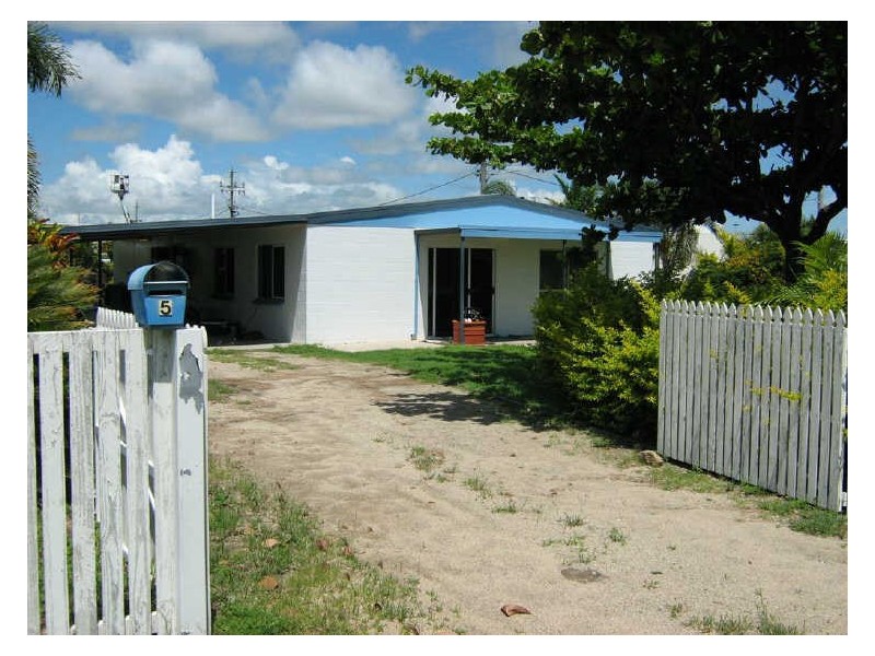 5 Gregory Street, Bowen QLD 4805