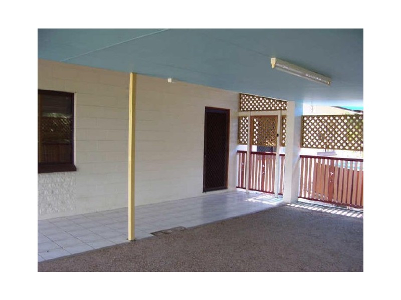 7 Bull Cresent, Bowen QLD 4805