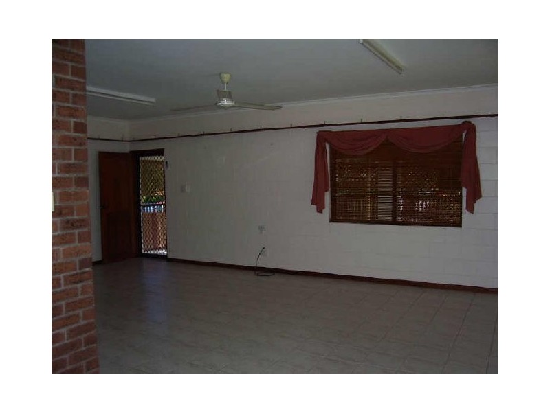 7 Bull Cresent, Bowen QLD 4805