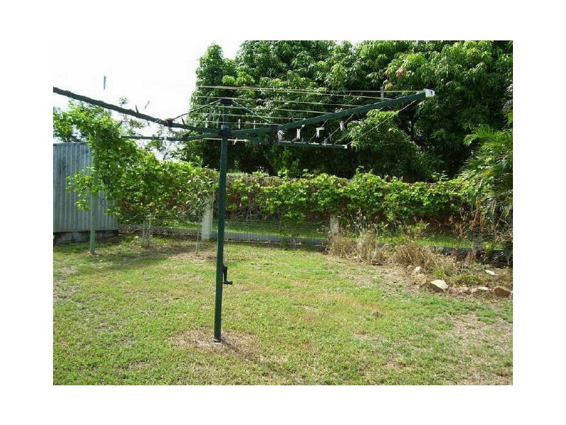 7 Bull Cresent, Bowen QLD 4805