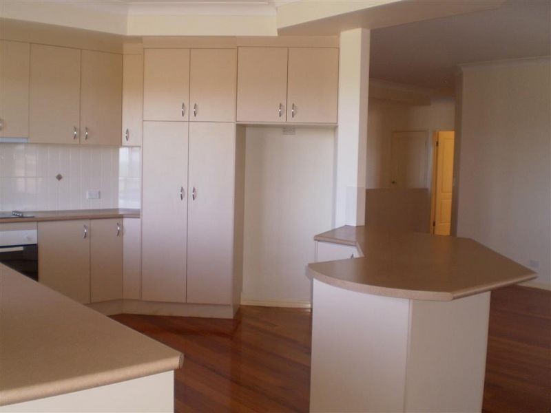 47 Marine Parade Whitsunday Shore, Bowen QLD 4805