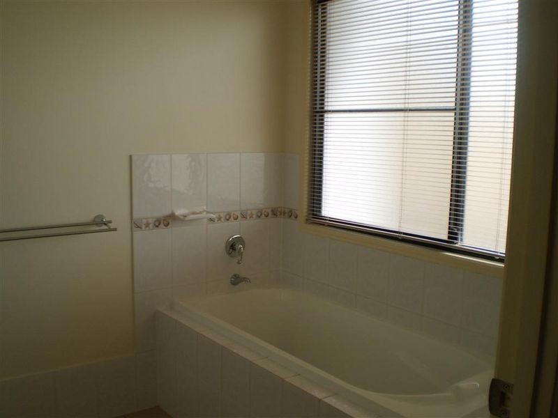 47 Marine Parade Whitsunday Shore, Bowen QLD 4805