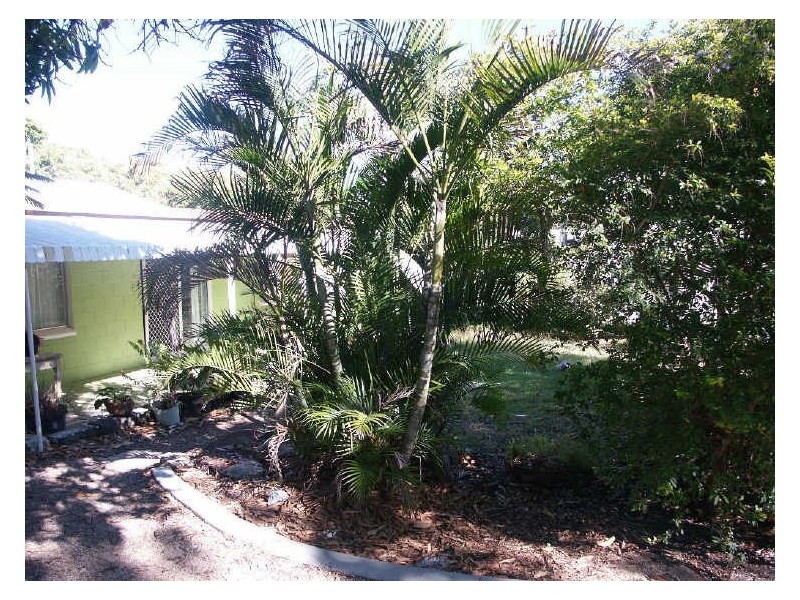 73 Golf Links Road, Bowen QLD 4805