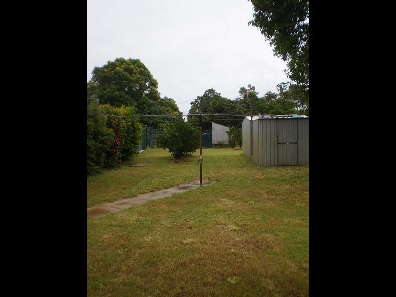 6 Robe Street, Bowen QLD 4805