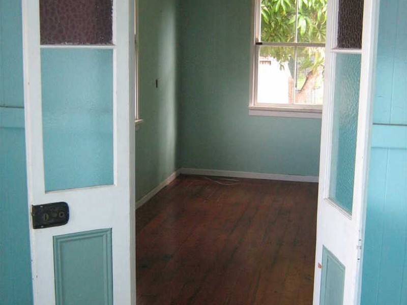 8 Kennedy Street, Bowen QLD 4805