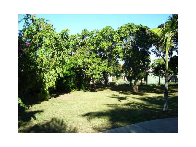 71 Poole Street, Bowen QLD 4805