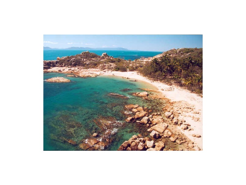 73 Murrays Bay Road, Bowen QLD 4805