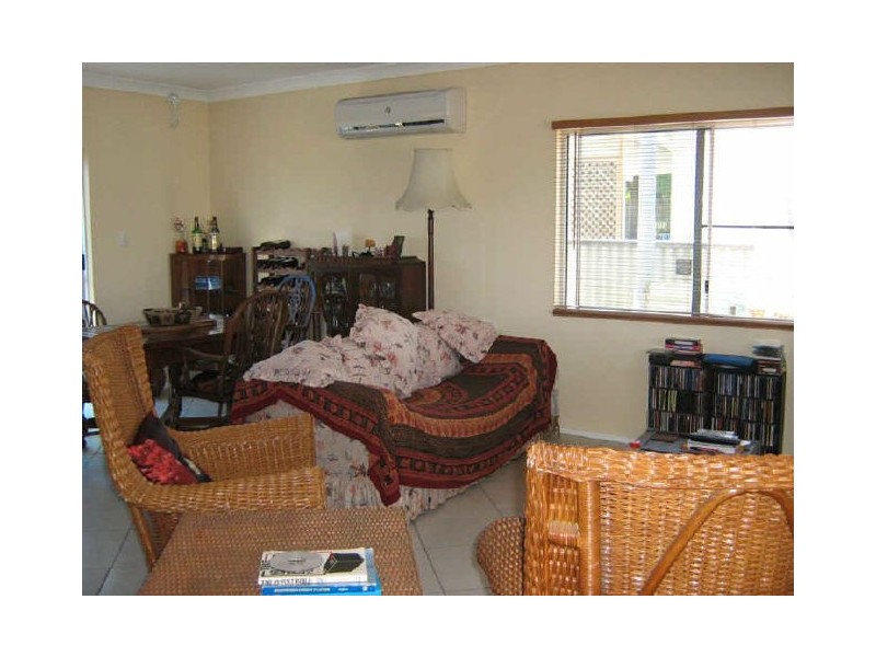 8 Rodney Street, Bowen QLD 4805