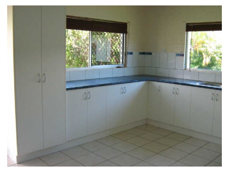 13 Cowan Lane, Bowen QLD 4805