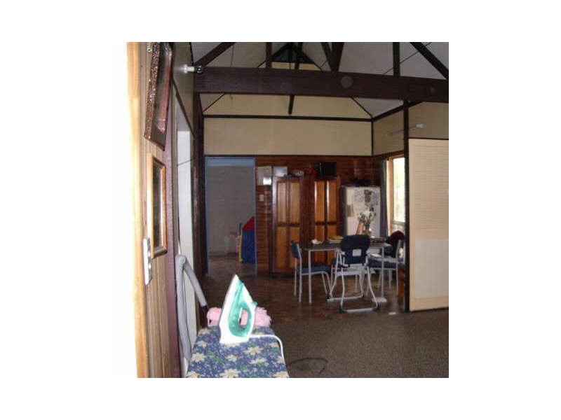 44 Matthews Street, Bowen QLD 4805