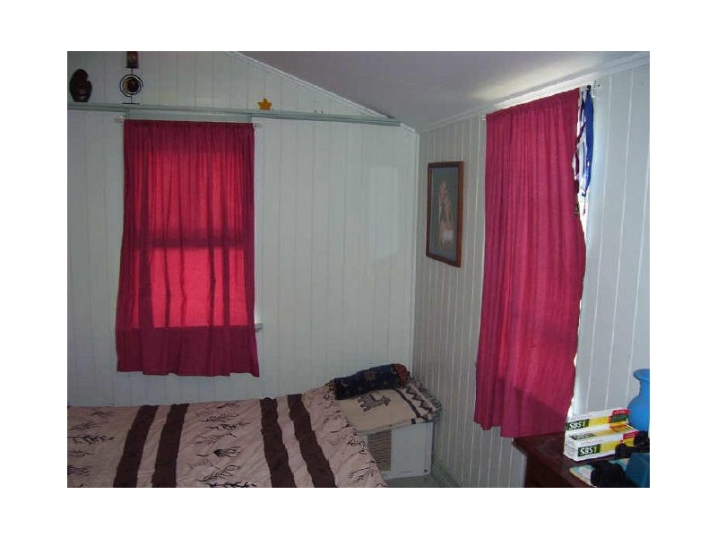 5 Cowan Lane, Bowen QLD 4805