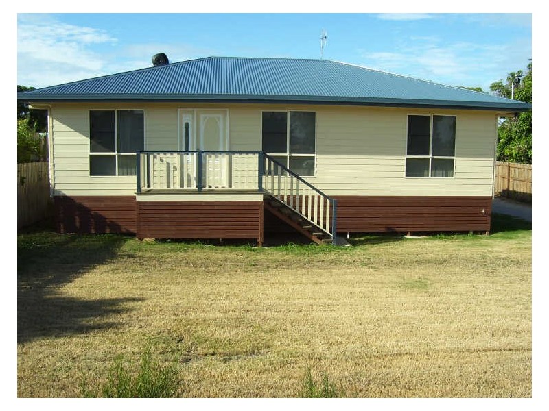 66 Tracey Street, Bowen QLD 4805