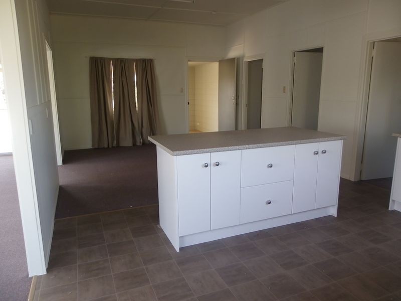 75 Powell Street, Bowen QLD 4805