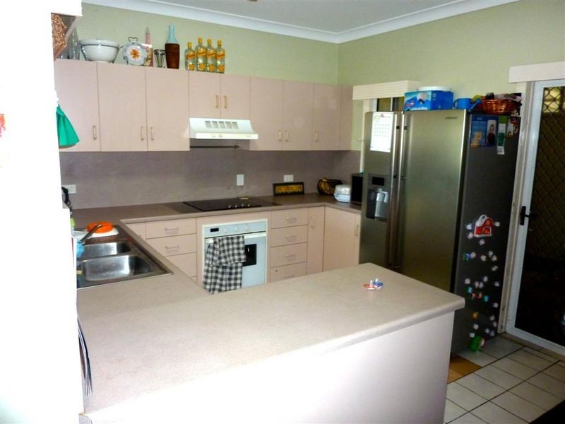 137 Herbert Street, Bowen QLD 4805