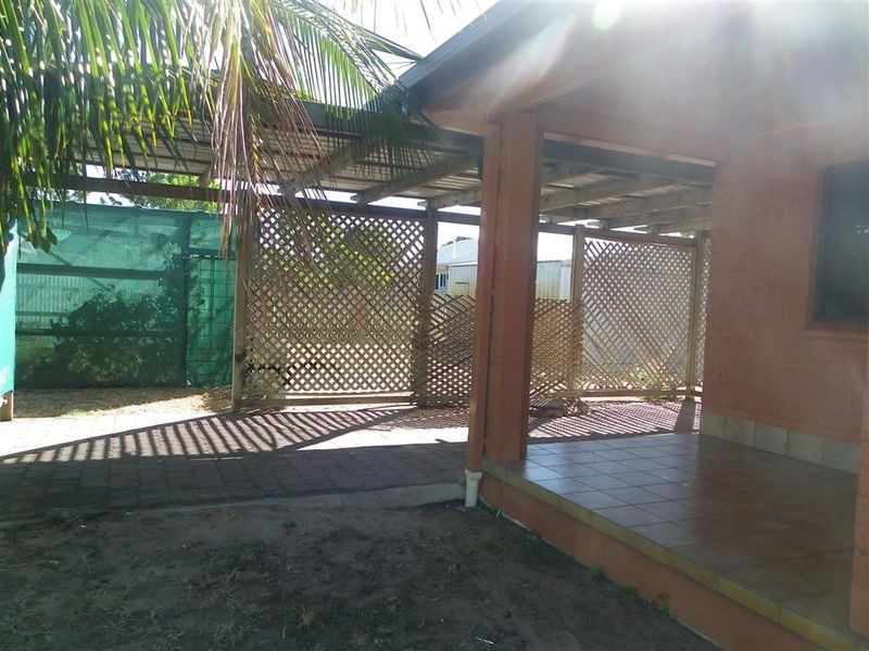 16 Oak Crescent, Bowen QLD 4805