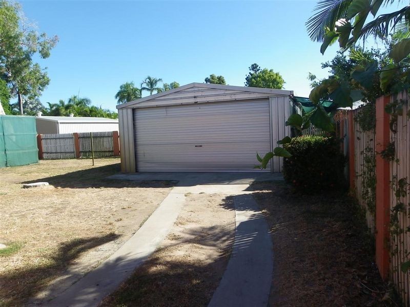 16 Oak Crescent, Bowen QLD 4805