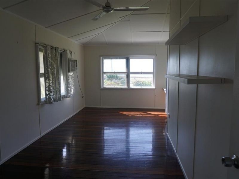 35 The Esplanade, Bowen QLD 4805