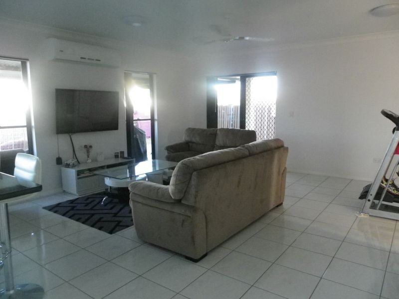 11 Schilling Court, Bowen QLD 4805