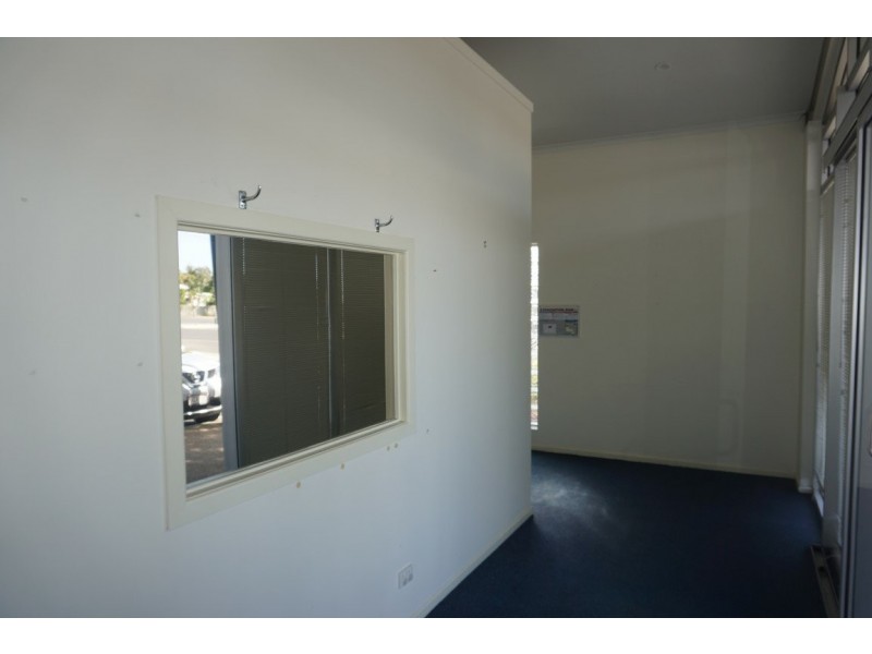 Shop 8/24 Livingstone Street, Bowen QLD 4805