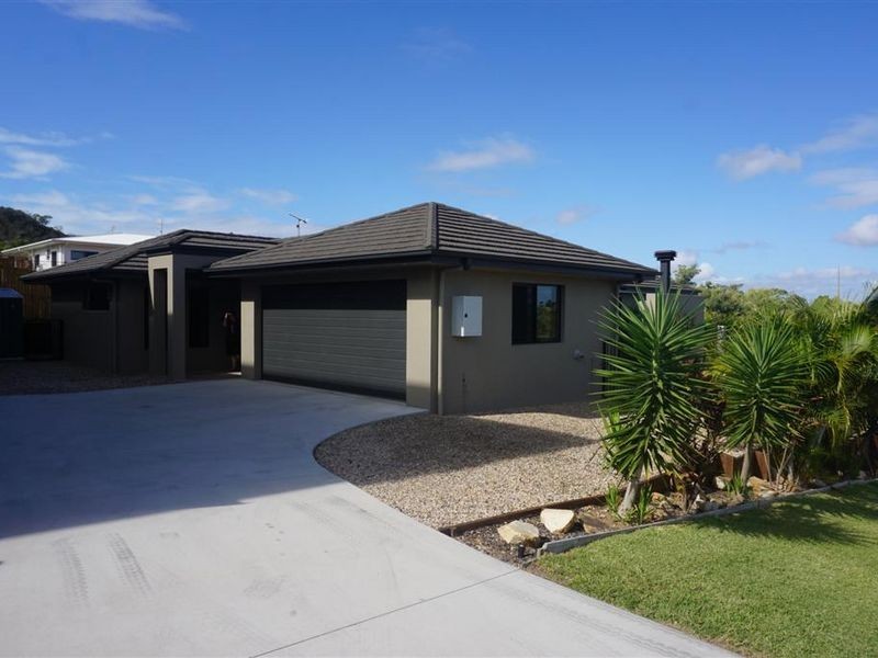 35 Fairway Drive, Bowen QLD 4805