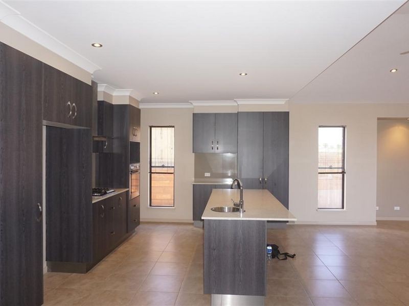 35 Fairway Drive, Bowen QLD 4805