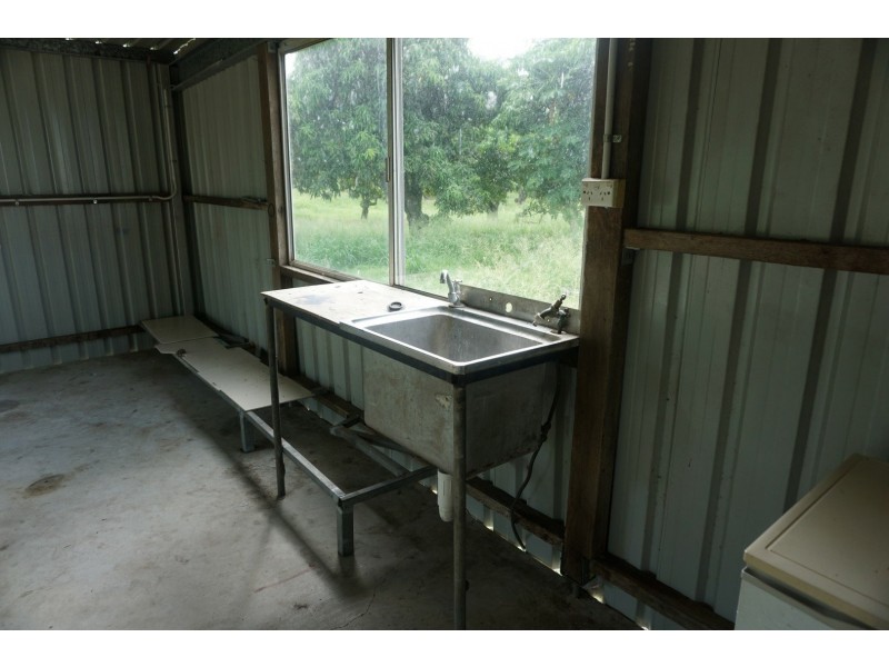 House 2 19 Bruce Highway, Bowen QLD 4805