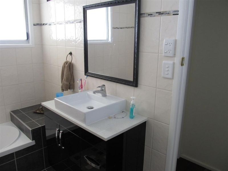 20 West Street, Bowen QLD 4805