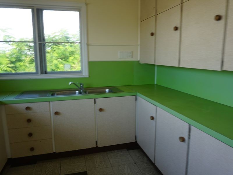 2 Herbert Street, Bowen QLD 4805