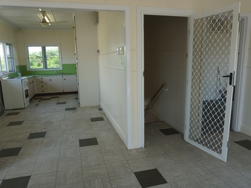 2 Herbert Street, Bowen QLD 4805