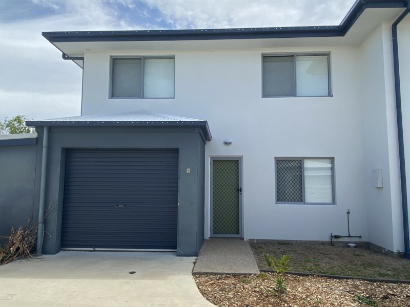 Unit 5/6 Brisbane Street, Bowen QLD 4805