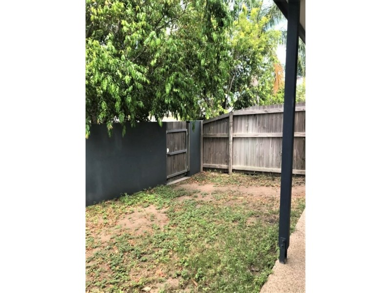 Unit 5/6 Brisbane Street, Bowen QLD 4805