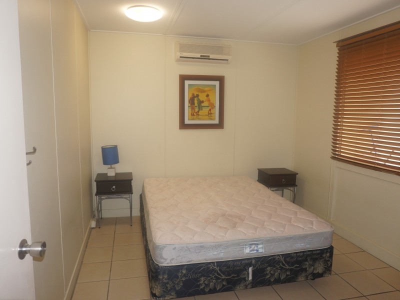 Unit 4/93 Horseshoe Bay Road, Bowen QLD 4805