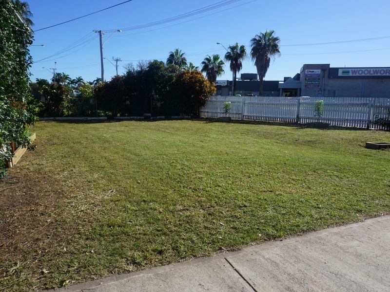 137 Herbert Street, Bowen QLD 4805