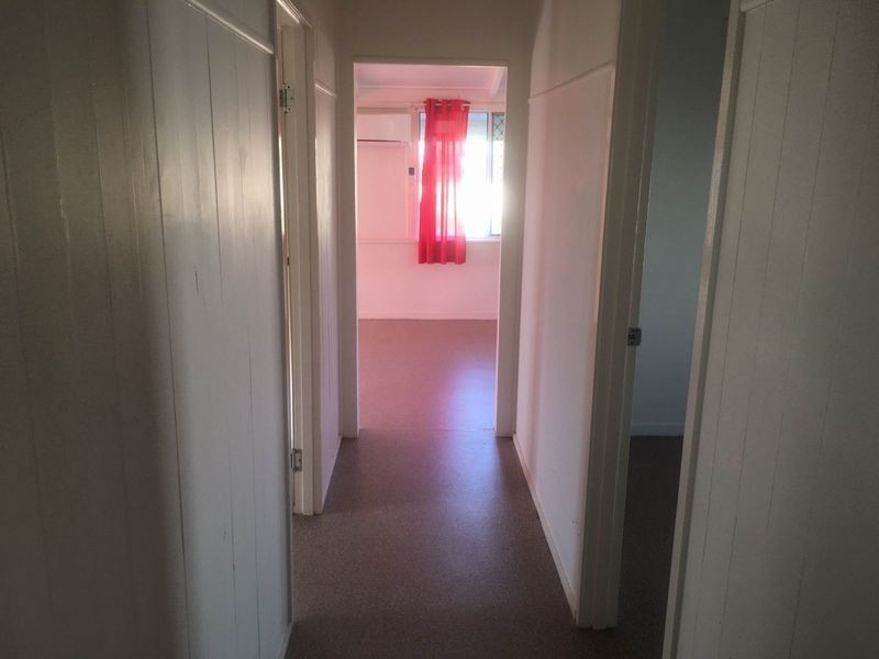 55 Whyte Avenue, Bowen QLD 4805