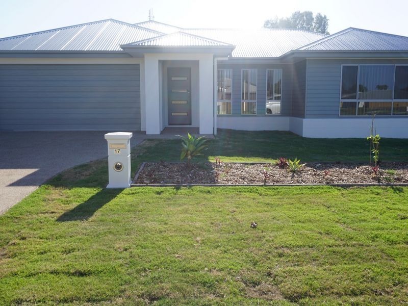 17 Hamilton Street, Bowen QLD 4805