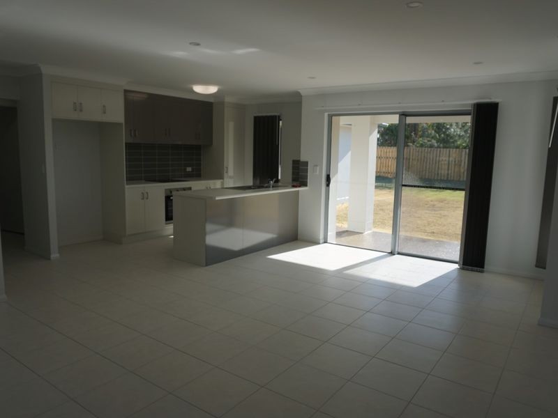17 Hamilton Street, Bowen QLD 4805