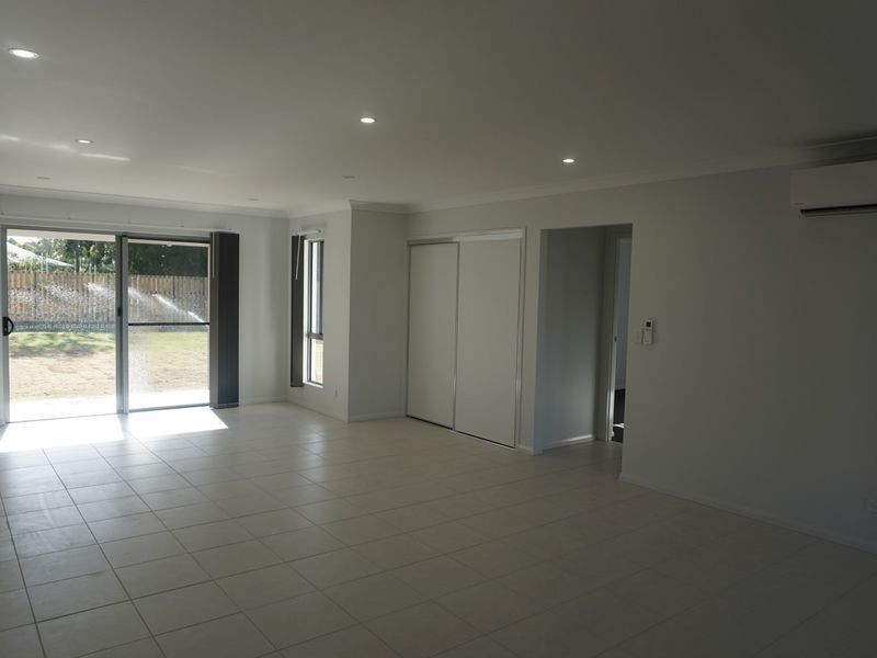17 Hamilton Street, Bowen QLD 4805