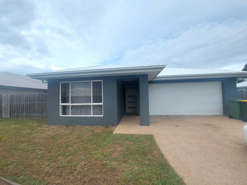 23 Duke Street, Bowen QLD 4805