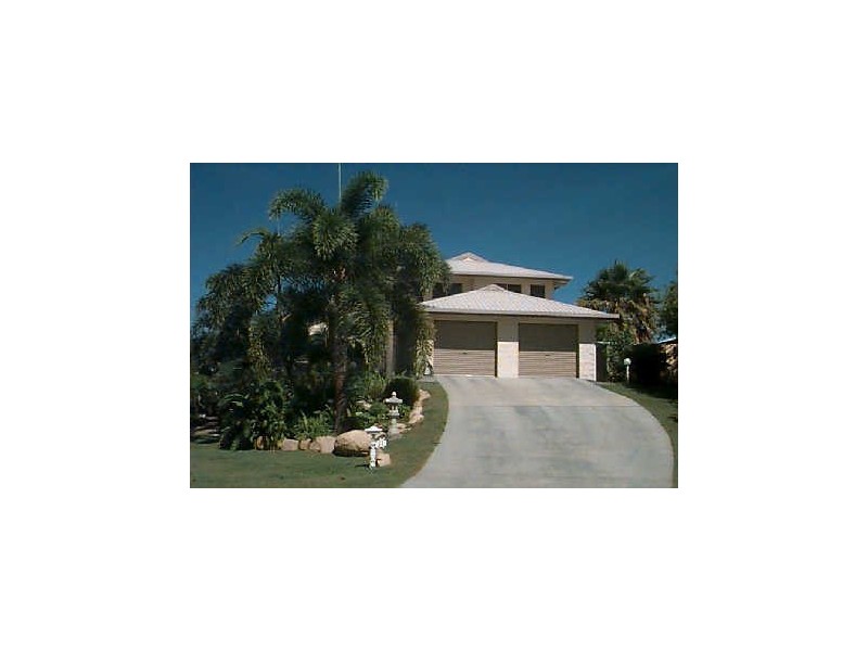 11 Avicennia Street, Rose Bay, Bowen QLD 4805