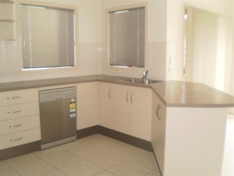 6/25 Don Street, Bowen QLD 4805