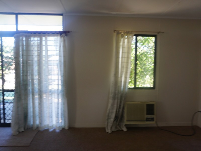 10 Suthers Street, Bowen QLD 4805