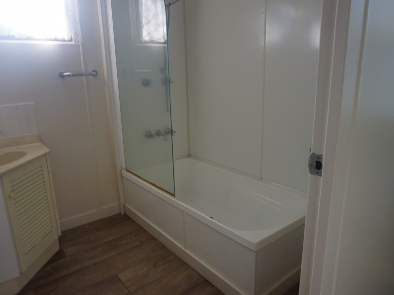 10 Suthers Street, Bowen QLD 4805