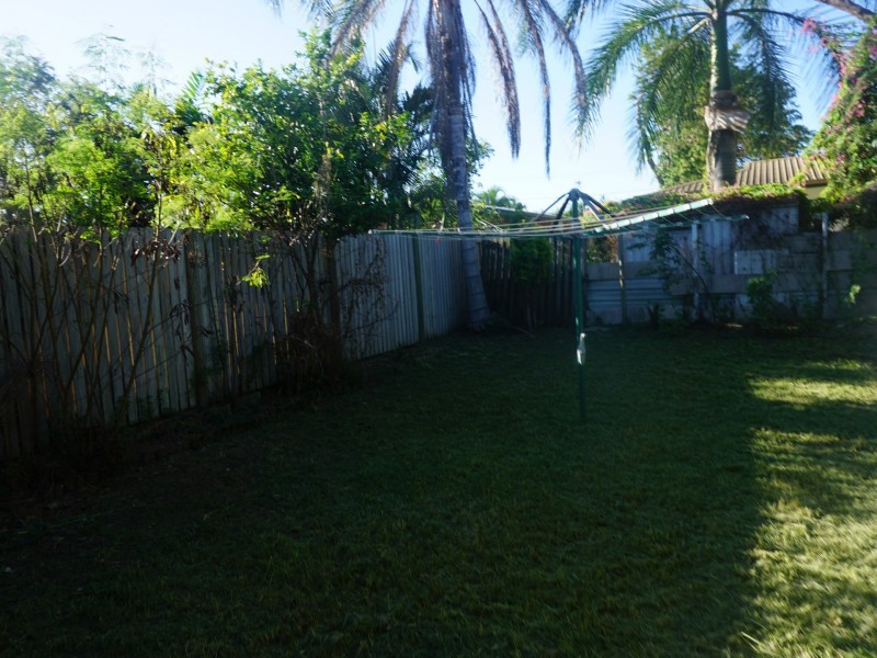 10 Suthers Street, Bowen QLD 4805