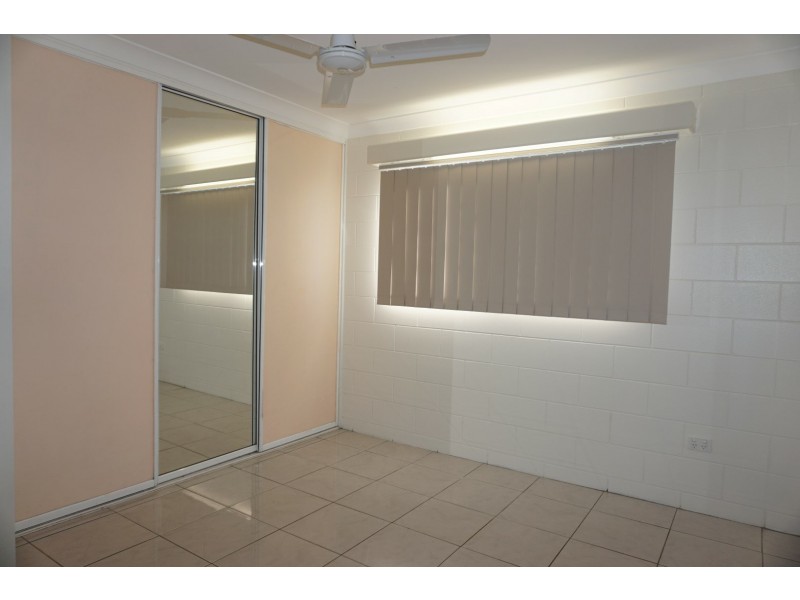 6 Oak Crescent, Bowen QLD 4805
